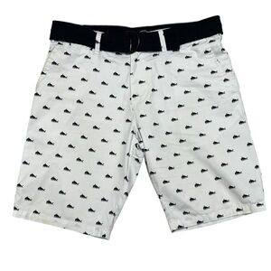 Beverly Hills Polo Club Men’s Belted Whale Print Shorts Size 34